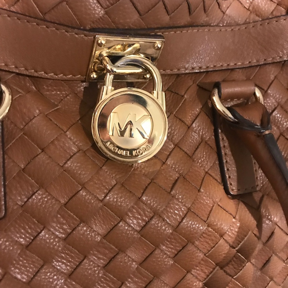 AUTHENTIC Micheal Kors almost brand new